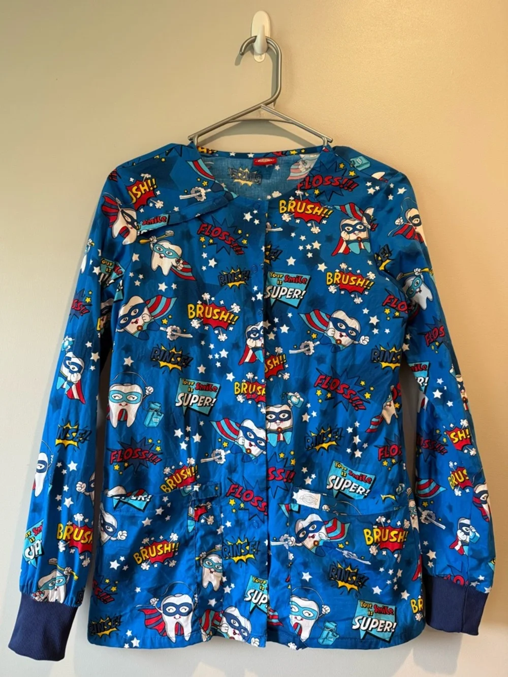 Women’s ‘Dickies’ Dental scrub jacket - Picture 1 of 5